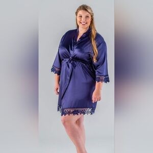 Kennedy Blue One Size Navy Lace & Satin Bridal/ Bridesmaid Robe